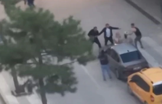 Elazığ'da İftar Vaktinde Kanlı Hesaplaşma: 1 Kişi Bıçaklandı!