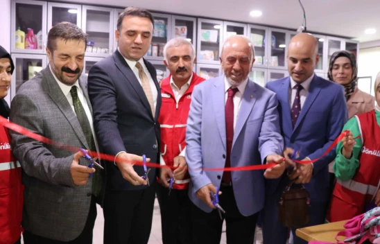 Elazığ'da İhtiyaç Sahibi Hükümlüler ve Aileleri İçin Sosyal Market Ve Butik Mağaza Açıldı