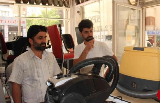 Elazığ'da İkinci El Ve Spotçular, Dört Gözle Öğrencileri Bekliyor