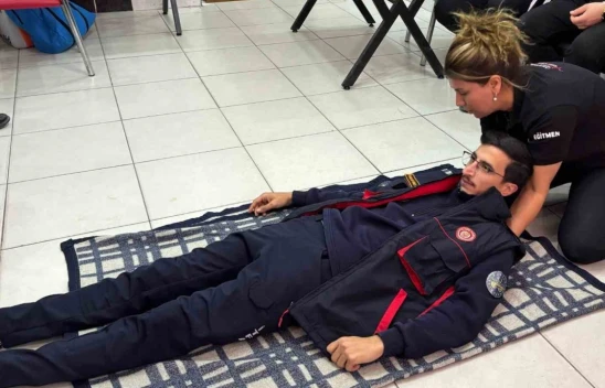 Elazığ Belediyesi İtfaiye Personeline Yönelik İlk Yardım Eğitimi Başladı