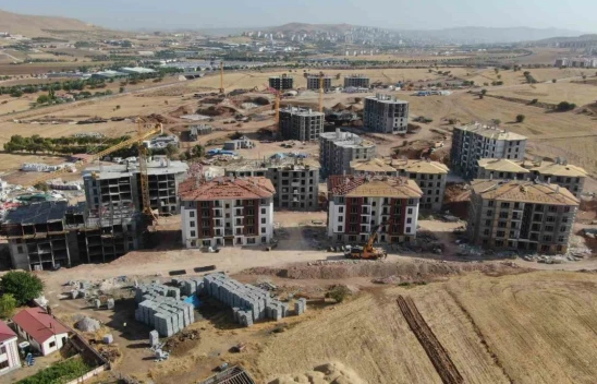 Elazığ'da kalıcı konutların 13'üncü bloğu tamamlandı