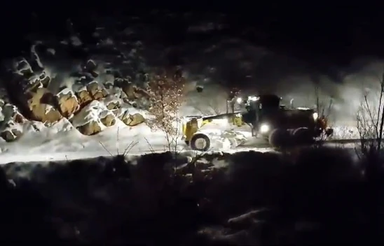 Elazığ'da Kar Yağışı Hayatı Felç Etti: 105 Köy Yolu Hâlâ Kapalı!