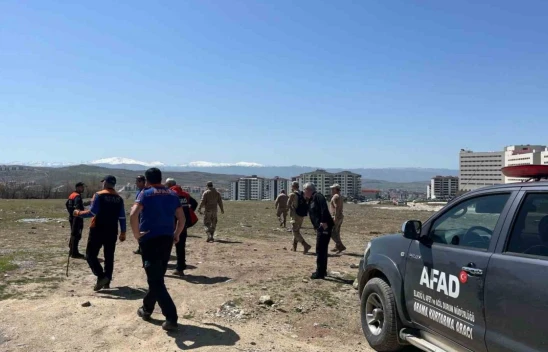 Elazığ'da 65 Yaşındaki Suat Dal Hastane Çıkışı Kayboldu: 78 Kişilik Ekip Arıyor