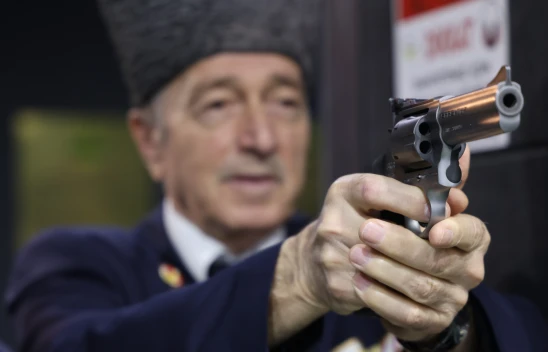 Elazığ'da Kıbrıs Gazileri 51 Yıl Sonra Silah Başına Geçti