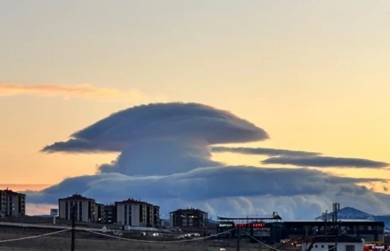 Elazığ'da mantar bulutu görüldü