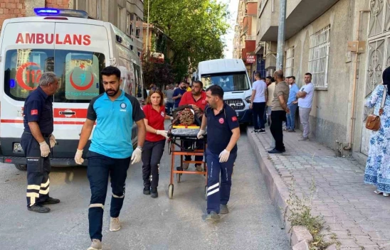 Yolcu Minibüsü İle Otomobil Çarpıştı, 7 Yaralı !