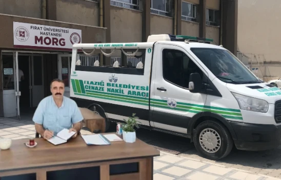 Elazığ'da Muhtar, Güneş Enerjisi Arızasını Giderirken Çatıdan Düşerek Hayatını Kaybetti