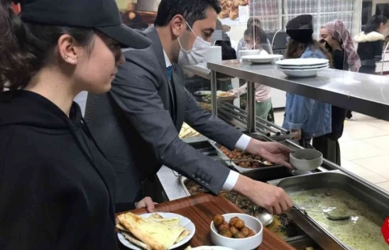 Elazığ'da Yurtlarda Kalan Öğrencilere Her Ayın 23'ünde Yöresel Yemekler Verilecek