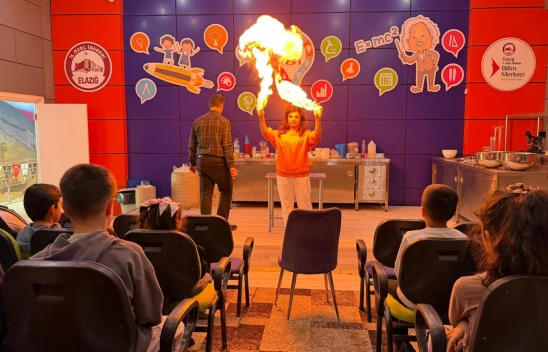 Elazığ'da Öğrencilere Bilimle Gelecek Eğitimi