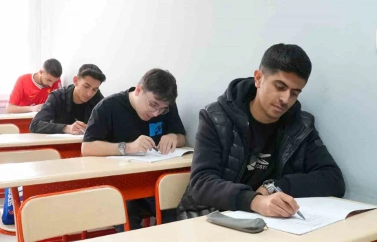 Elazığ'da öğrencilere ücretsiz deneme sınavı
