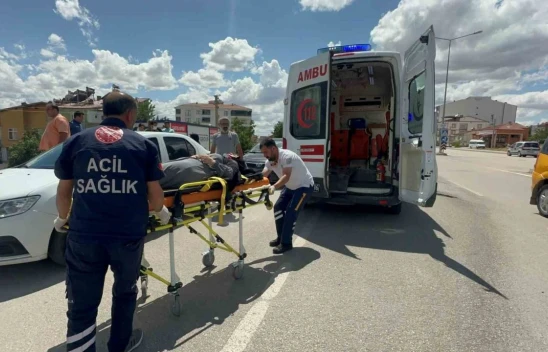 Yıldızbağları Mahallesinde Feci Kaza, 3'ü Çocuk 5 Kişi Yaralandı