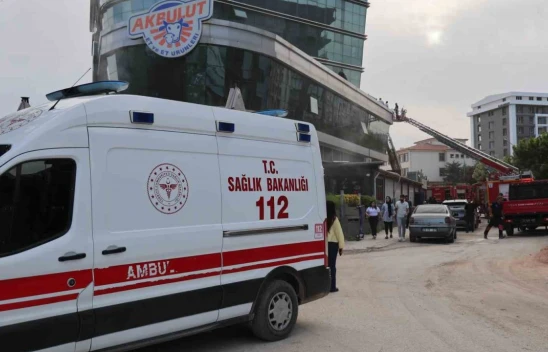Elazığ'da plazada yangın paniği