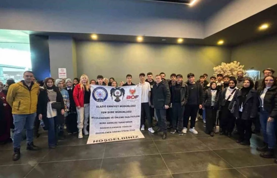 Elazığ'da Öğrenciler 'Bir Cumhuriyet Şarkısı' Filmi ile Buluştu