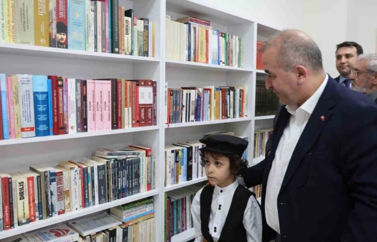 Elazığ'da şehit öğretmen Adnan Baydili'nin adı kütüphaneye verildi