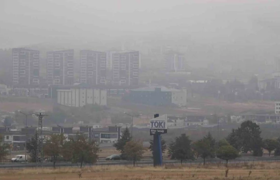 Elazığ'da Sis Sabah Saatlerinde Etkili Oldu