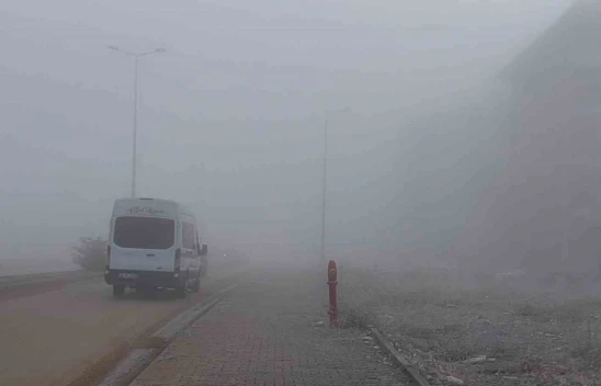 Elazığ'da Yoğun Sis: Görüş Mesafesi 10 Metreye Kadar Düştü