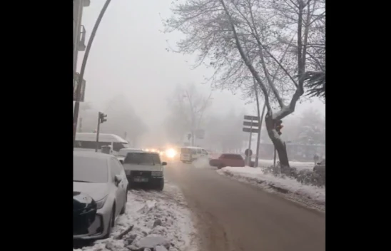 Elazığ'da Sis ve Buzlanma Etkili Oldu