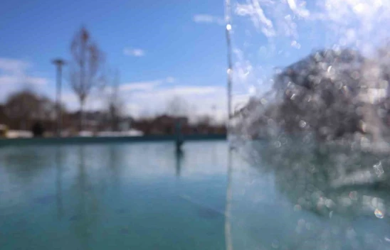 Elazığ'da Dondurucu Soğuk: Süs Havuzları Buz Tuttu!