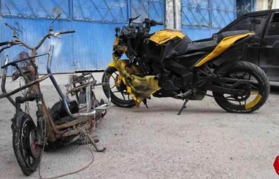 Elazığ'da 400 Bin Liralık Motosikletler Yangında Kül Oldu