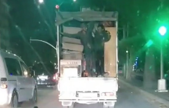 Elazığ'da trafiği tehlikeye atan 13 araca ceza kesildi