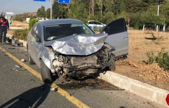 Elazığ Malatya Yolunda Feci Trafik Kazası, 1 ölü 4 yaralı