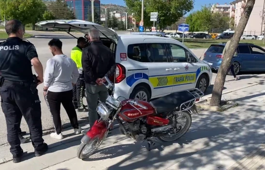 Elazığ'da trafik kazası: 2 yaralı