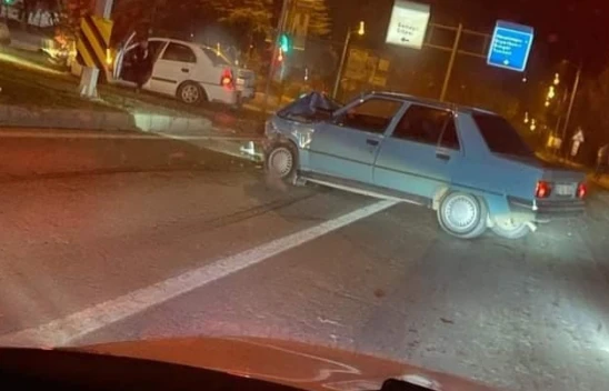 Elazığ'da trafik kazası: 3 yaralı