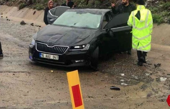 Elazığ Bingöl Yolunda Feci Trafik Kazası, 4 Yaralı