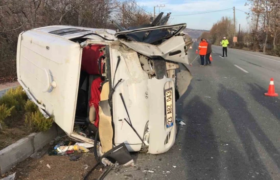 Sivrice'de Korkunç Kaza, 4 Yaralı