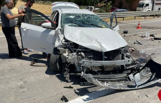 Sivrice'de Feci Kaza, 5 Kişi Yaralandı