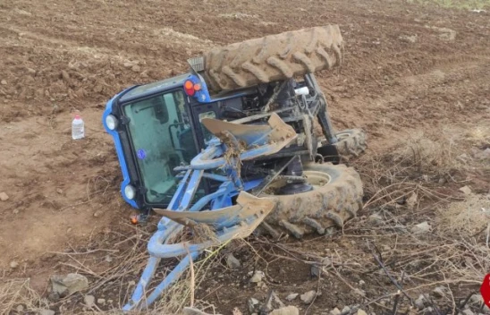 Elazığ'da traktör devrildi: 1 yaralı