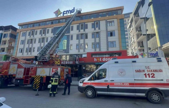 Elazığ'da yangın paniği: Kurs binası boşaltıldı