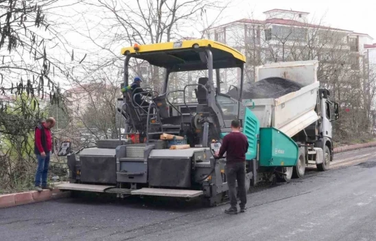 Elazığ Belediyesi'nden Sürsürü Mahallesi'nde Asfalt Atağı
