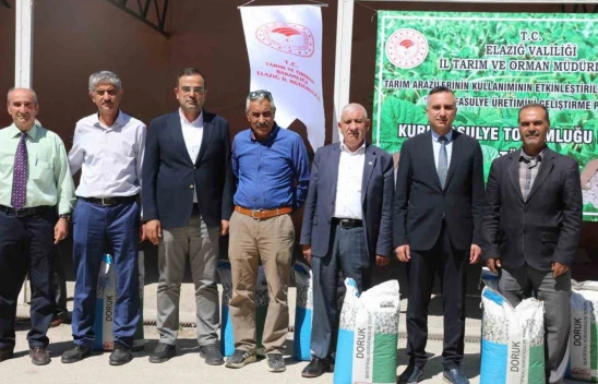 Elazığ'da Üreticiye Yüzde 75 Hibeli 15 Ton Sertifikalı Fasulye Tohumu Dağıtıldı