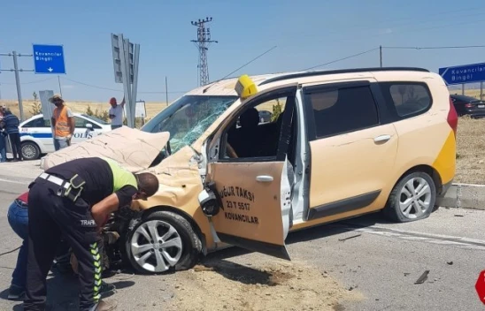 Elazığ'daki kazada sürücü hayatını kaybetti