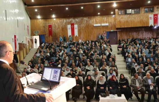 Elazığ'da Hacı Adaylarına Uygulamalı Hac Hazırlık Kursu: 817 Kişi Kutsal Topraklara Gidiyor