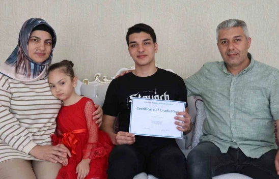 Bu Çocuğa Sahip Çıkalım, Bizi Amerika'da Temsil Etsin