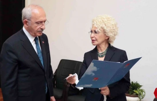 Elazığ depreminin simge ismi Yüsra'nın eğitim masrafları karşılanacak