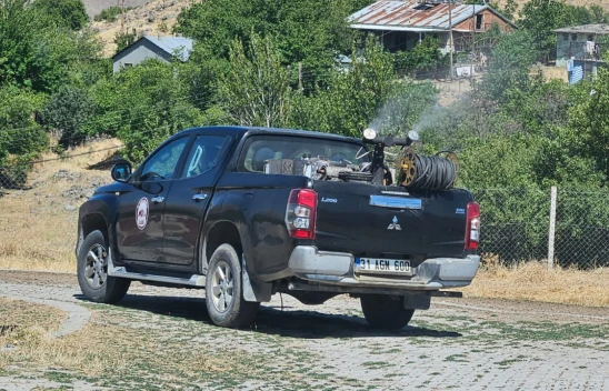 Elazığ İl Özel İdaresi İlaçlama Çalışmalarını Sürdürüyor