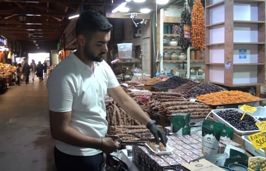 Elazığ Kapalı Çarşısı Yaz Aylarında Ziyaretçi Akınına Uğruyor