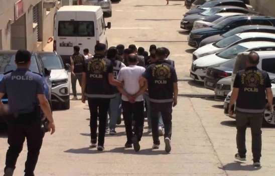 Elazığ polisi suçlulara göz açtırmıyor: 8 tutuklama