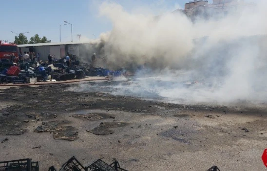 Elazığ Sebze Halinde Büyük Yangın