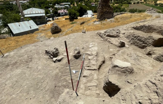 Elazığ Tadım Kalesi ve Höyüğü'nde 6 Bin Yıllık Tarih Gün Yüzüne Çıkıyor!