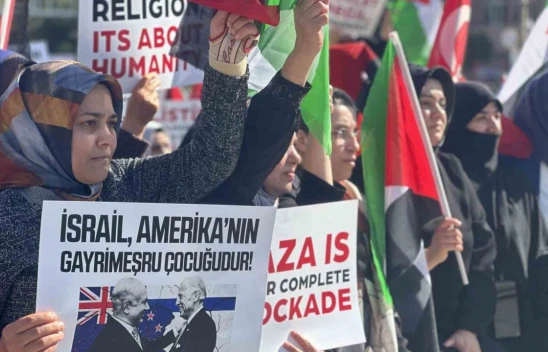 Elazığlı Kadınlardan Filistin'e Destek İçin Oturma Eylemi