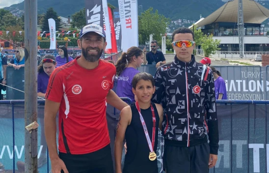 Elazığlı Sporculardan Triatlonda Tarihi Başarı