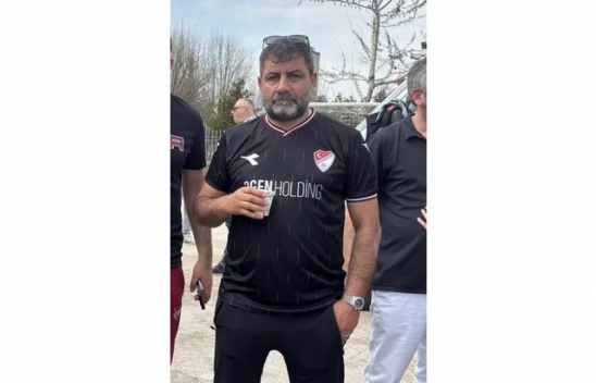 Elazığspor tribün lideri Biçer, platformdan düşüp belini kırdı