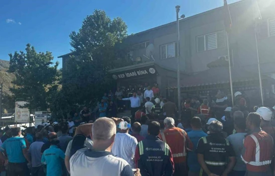 Eti Krom işçileri, Eylem Başlattı