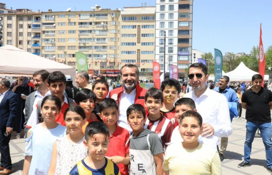 Geleneksel Oyunlar Tırı Elazığ'da Çocuklarla Buluştu
