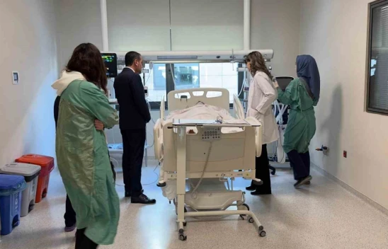 Göçükten sağ kurtarılan madencilerden ilk görüntü