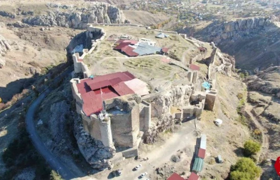 Harput Kalesi'nin Tarihi Çıkan Buluntular İle 2 Bin 200 Yıl Geriye Gitti